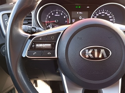 Kia XCeed 1.5 MHEV iMT Drive 118 kW (160 CV) 8 Kia XCeed 1.5 MHEV iMT Drive 118 kW (160 CV) 8