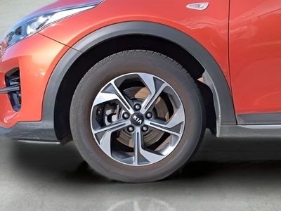 Kia XCeed 1.5 MHEV iMT Drive 118 kW (160 CV) 23 Kia XCeed 1.5 MHEV iMT Drive 118 kW (160 CV) 23