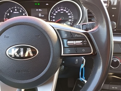 Kia XCeed 1.5 MHEV iMT Drive 118 kW (160 CV) 19 Kia XCeed 1.5 MHEV iMT Drive 118 kW (160 CV) 19