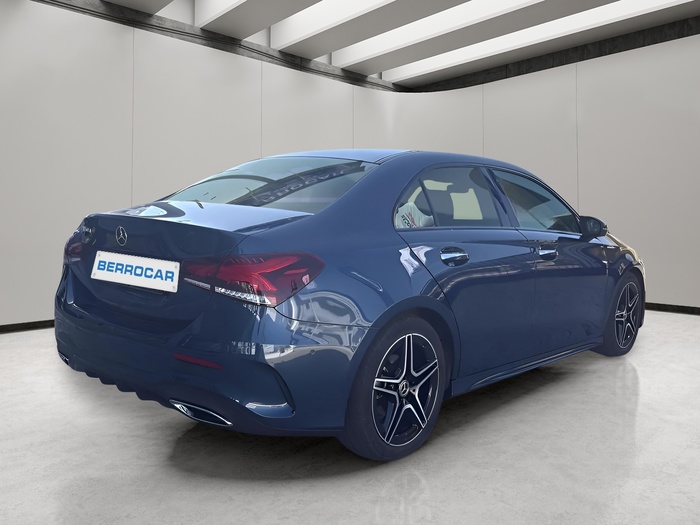 Mercedes-Benz Clase A Sedán 180 d 85 kW (116 CV) KM0 en Sevilla Mercedes-Benz Clase A Sedán 180 d 85 kW (116 CV) KM0 en Sevilla