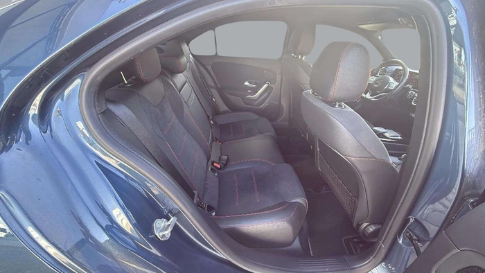 Mercedes-Benz Clase A Sedán 180 d 85 kW (116 CV) KM0 en Sevilla Mercedes-Benz Clase A Sedán 180 d 85 kW (116 CV) KM0 en Sevilla