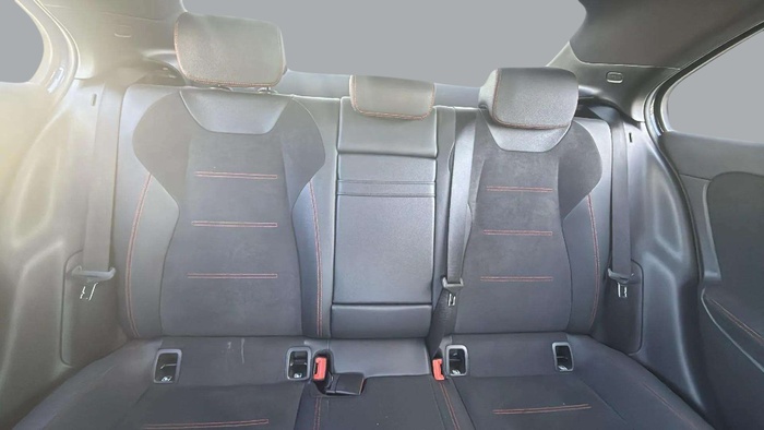 Mercedes-Benz Clase A Sedán 180 d 85 kW (116 CV) KM0 en Sevilla Mercedes-Benz Clase A Sedán 180 d 85 kW (116 CV) KM0 en Sevilla