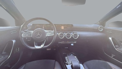 Mercedes-Benz Clase A Sedán 180 d 85 kW (116 CV) 8 Mercedes-Benz Clase A Sedán 180 d 85 kW (116 CV) 8