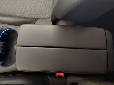 Peugeot 3008 Hybrid 225 Allure e-EAT8 165 kW (225 CV) 12 Peugeot 3008 Hybrid 225 Allure e-EAT8 165 kW (225 CV) 12