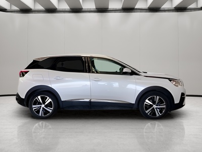 Peugeot 3008 Hybrid 225 Allure e-EAT8 165 kW (225 CV) 4 Peugeot 3008 Hybrid 225 Allure e-EAT8 165 kW (225 CV) 4