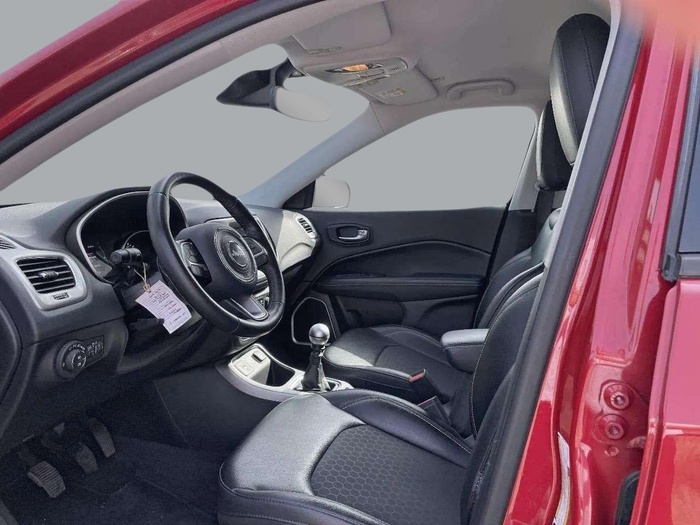 Jeep Compass 1.4 Multiair Night Eagle 4x2 103 kW (140 CV) Vehículo usado en Sevilla Jeep Compass 1.4 Multiair Night Eagle 4x2 103 kW (140 CV) Vehículo usado en Sevilla