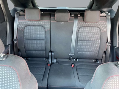 Ford Kuga 1.5 EcoBoost S&S ST-Line 4x2 110 kW (150 CV) 11 Ford Kuga 1.5 EcoBoost S&S ST-Line 4x2 110 kW (150 CV) 11