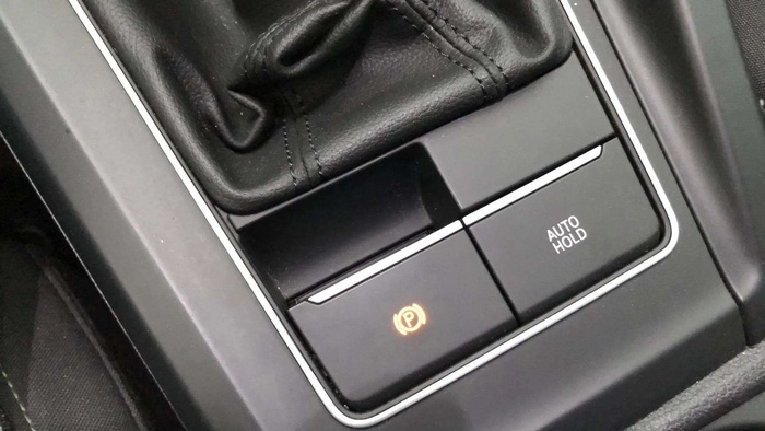 Volkswagen Golf Life 2.0 TDI 85 kW (115 CV) Vehículo usado en Sevilla Volkswagen Golf Life 2.0 TDI 85 kW (115 CV) Vehículo usado en Sevilla