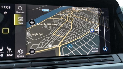 Volkswagen Golf Life 2.0 TDI 85 kW (115 CV) 26 Volkswagen Golf Life 2.0 TDI 85 kW (115 CV) 26