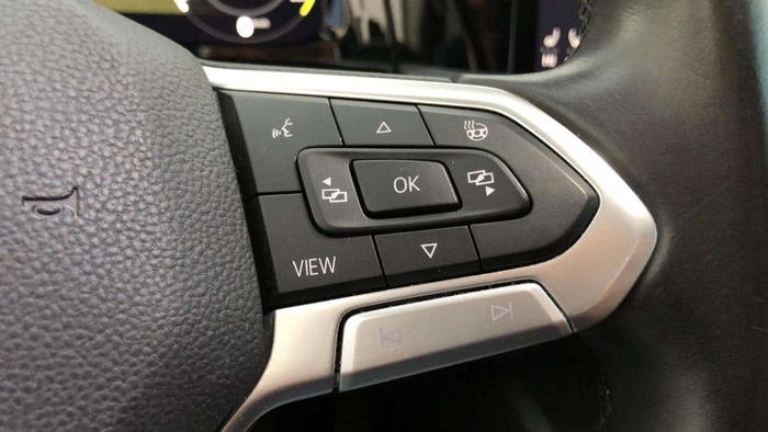 Volkswagen Golf Life 2.0 TDI 85 kW (115 CV) Vehículo usado en Sevilla Volkswagen Golf Life 2.0 TDI 85 kW (115 CV) Vehículo usado en Sevilla