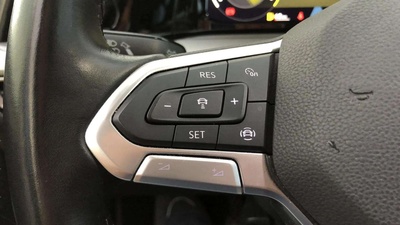 Volkswagen Golf Life 2.0 TDI 85 kW (115 CV) 21 Volkswagen Golf Life 2.0 TDI 85 kW (115 CV) 21