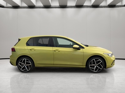 Volkswagen Golf Life 2.0 TDI 85 kW (115 CV) 4 Volkswagen Golf Life 2.0 TDI 85 kW (115 CV) 4