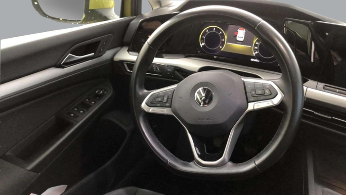 Volkswagen Golf Life 2.0 TDI 85 kW (115 CV) Vehículo usado en Sevilla Volkswagen Golf Life 2.0 TDI 85 kW (115 CV) Vehículo usado en Sevilla