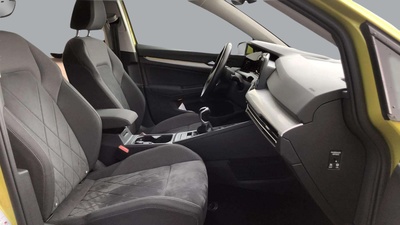 Volkswagen Golf Life 2.0 TDI 85 kW (115 CV) 11 Volkswagen Golf Life 2.0 TDI 85 kW (115 CV) 11