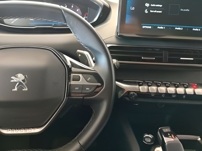 Peugeot 3008 BlueHDi 130 S&S Allure Pack EAT8 96 kW (130 CV) 8 Peugeot 3008 BlueHDi 130 S&S Allure Pack EAT8 96 kW (130 CV) 8