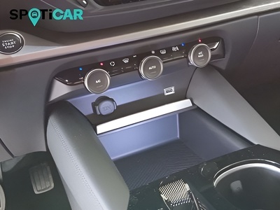 Citroen C5 X Hybrid 225 Feel Pack e-EAT8 165 kW (225 CV) 9 Citroen C5 X Hybrid 225 Feel Pack e-EAT8 165 kW (225 CV) 9