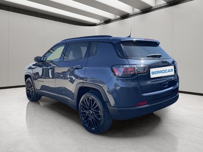 Jeep Compass 1.6 Multijet Longitude 4x2 96 kW (130 CV) 4 Jeep Compass 1.6 Multijet Longitude 4x2 96 kW (130 CV) 4