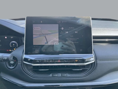 Jeep Compass 1.6 Multijet Longitude 4x2 96 kW (130 CV) 17 Jeep Compass 1.6 Multijet Longitude 4x2 96 kW (130 CV) 17