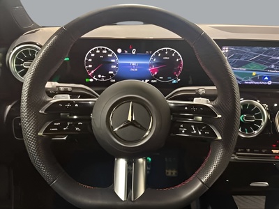 Mercedes-Benz Clase A 250 e 160 kW (218 CV) 13 Mercedes-Benz Clase A 250 e 160 kW (218 CV) 13