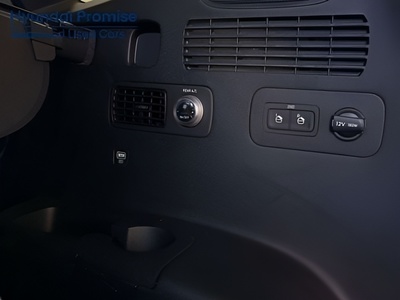 Hyundai Santa Fe 2.2 CRDi Style 4x4 DCT 142 kW (194 CV) 10 Hyundai Santa Fe 2.2 CRDi Style 4x4 DCT 142 kW (194 CV) 10