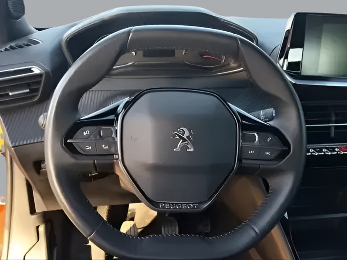 Peugeot 2008 Puretech 100 S&S Active Pack 75 kW (100 CV) Vehículo usado en Sevilla Peugeot 2008 Puretech 100 S&S Active Pack 75 kW (100 CV) Vehículo usado en Sevilla