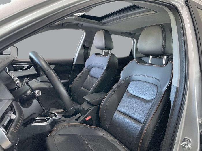 DR AUTOMOBILES DR5 1.5 85 kW (116 CV) Vehículo usado en Sevilla DR AUTOMOBILES DR5 1.5 85 kW (116 CV) Vehículo usado en Sevilla