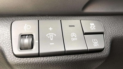 Kia Stonic 1.2 DPi Concept 62 kW (84 CV) 16 Kia Stonic 1.2 DPi Concept 62 kW (84 CV) 16