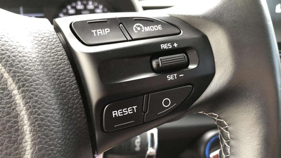 Kia Stonic 1.2 DPi Concept 62 kW (84 CV) 18 Kia Stonic 1.2 DPi Concept 62 kW (84 CV) 18