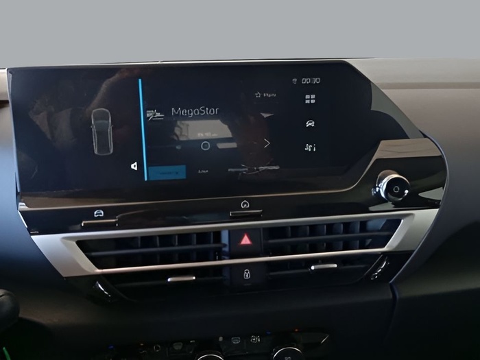 Citroen ë-C4 50kWh eléctrico Feel 100 kW (136 CV) KM0 en Sevilla Citroen ë-C4 50kWh eléctrico Feel 100 kW (136 CV) KM0 en Sevilla