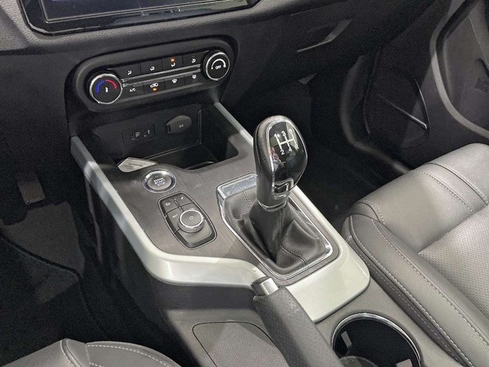 DR AUTOMOBILES DR4 1.5 85 kW (116 CV) Vehículo usado en Sevilla DR AUTOMOBILES DR4 1.5 85 kW (116 CV) Vehículo usado en Sevilla