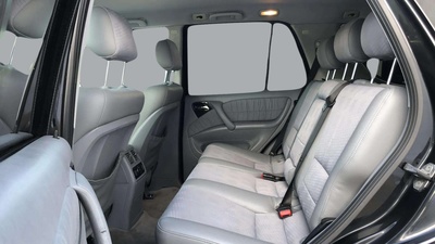 Mercedes-Benz Clase M 270 CDI SPECIAL EDITION 120 kW (163 CV) 11 Mercedes-Benz Clase M 270 CDI SPECIAL EDITION 120 kW (163 CV) 11
