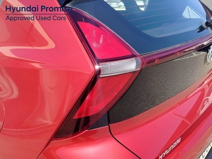 Hyundai Bayon 1.2 MPI Klass 59 kW (79 CV) Vehículo usado en Sevilla Hyundai Bayon 1.2 MPI Klass 59 kW (79 CV) Vehículo usado en Sevilla