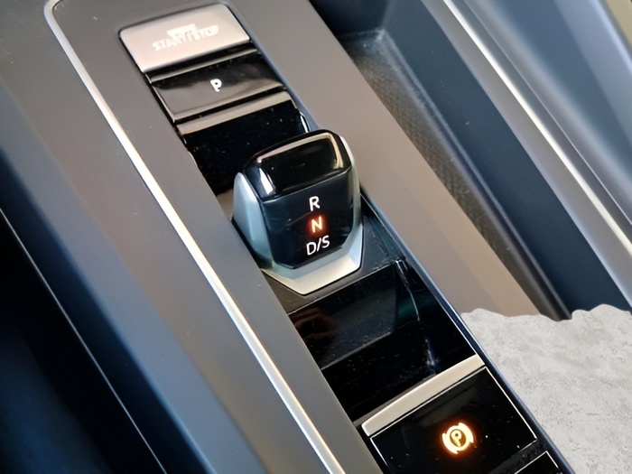 Volkswagen Golf GTE 1.4 TSI 180 kW (245 CV) DSG Vehículo usado en Sevilla Volkswagen Golf GTE 1.4 TSI 180 kW (245 CV) DSG Vehículo usado en Sevilla