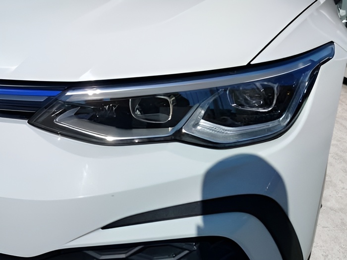 Volkswagen Golf GTE 1.4 TSI 180 kW (245 CV) DSG Vehículo usado en Sevilla Volkswagen Golf GTE 1.4 TSI 180 kW (245 CV) DSG Vehículo usado en Sevilla