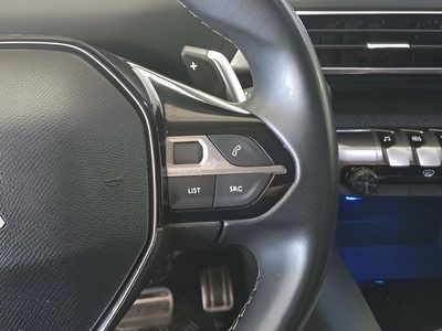 Peugeot 3008 PureTech 130 S&S Allure EAT8 96 kW (130 CV) 14 Peugeot 3008 PureTech 130 S&S Allure EAT8 96 kW (130 CV) 14