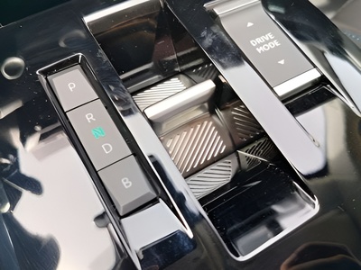 Citroen ë-C4 X 50KWh eléctrico Feel Pack 100 kW (136 CV) 9 Citroen ë-C4 X 50KWh eléctrico Feel Pack 100 kW (136 CV) 9