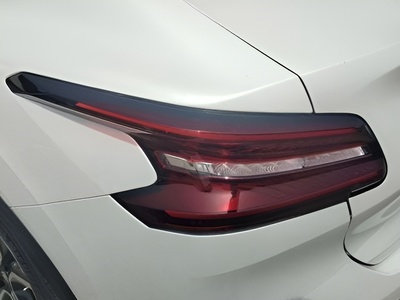 Citroen ë-C4 X 50KWh eléctrico Feel Pack 100 kW (136 CV) 15 Citroen ë-C4 X 50KWh eléctrico Feel Pack 100 kW (136 CV) 15