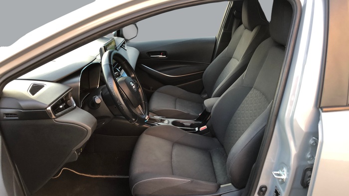 Toyota Corolla 125H Business E-CVT 90 kW (122 CV) Vehículo usado en Sevilla Toyota Corolla 125H Business E-CVT 90 kW (122 CV) Vehículo usado en Sevilla