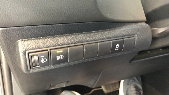 Toyota Corolla 125H Business E-CVT 90 kW (122 CV) Vehículo usado en Sevilla Toyota Corolla 125H Business E-CVT 90 kW (122 CV) Vehículo usado en Sevilla