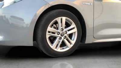 Toyota Corolla 125H Business E-CVT 90 kW (122 CV) 6 Toyota Corolla 125H Business E-CVT 90 kW (122 CV) 6