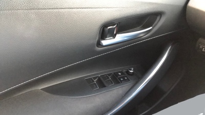 Toyota Corolla 125H Business E-CVT 90 kW (122 CV) 23 Toyota Corolla 125H Business E-CVT 90 kW (122 CV) 23