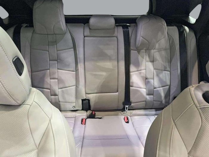 DS DS7 Crossback BlueHDi 130 Opera Auto 96 kW (130 CV) Vehículo usado en Sevilla DS DS7 Crossback BlueHDi 130 Opera Auto 96 kW (130 CV) Vehículo usado en Sevilla