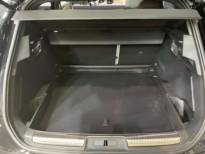 DS DS7 Crossback BlueHDi 130 Opera Auto 96 kW (130 CV) Vehículo usado en Sevilla DS DS7 Crossback BlueHDi 130 Opera Auto 96 kW (130 CV) Vehículo usado en Sevilla