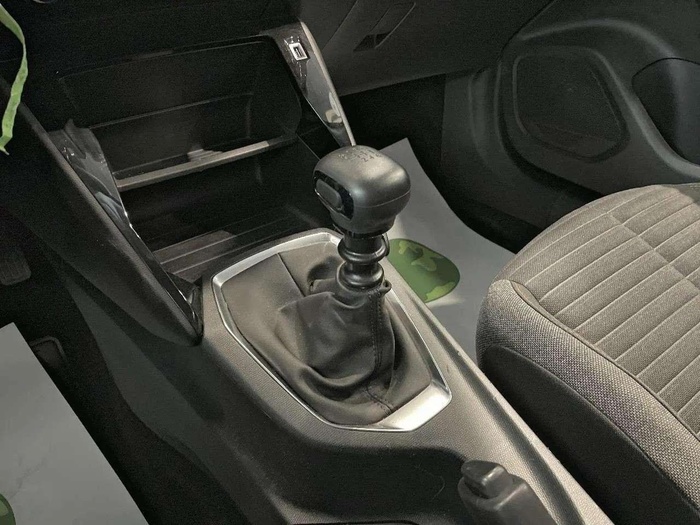 Peugeot 2008 BlueHDi 110 S&S Active Pack 81 kW (110 CV) Vehículo usado en Sevilla Peugeot 2008 BlueHDi 110 S&S Active Pack 81 kW (110 CV) Vehículo usado en Sevilla