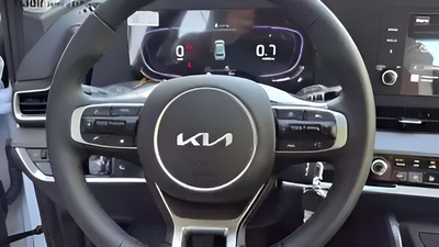 Kia Sportage 1.6 T-GDi Concept 4X2 110 kW (150 CV) 19 Kia Sportage 1.6 T-GDi Concept 4X2 110 kW (150 CV) 19