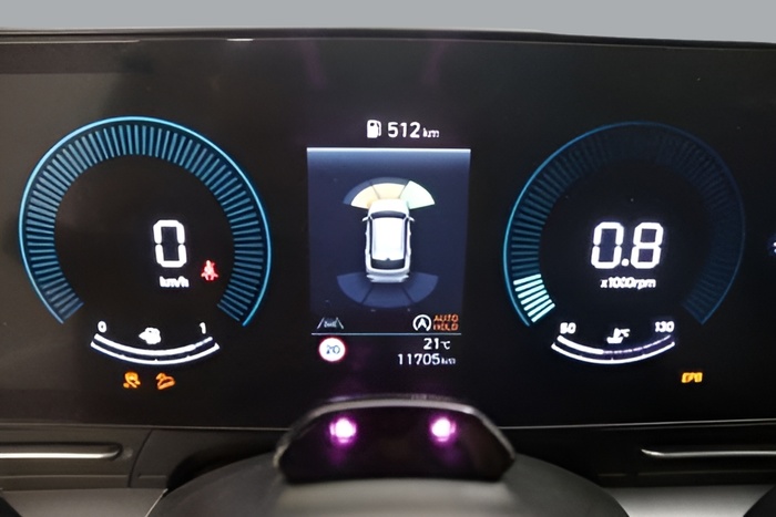 Hyundai Kona 1.0 TGDi Maxx 4x2 88 kW (120 CV) Vehículo usado en Sevilla Hyundai Kona 1.0 TGDi Maxx 4x2 88 kW (120 CV) Vehículo usado en Sevilla