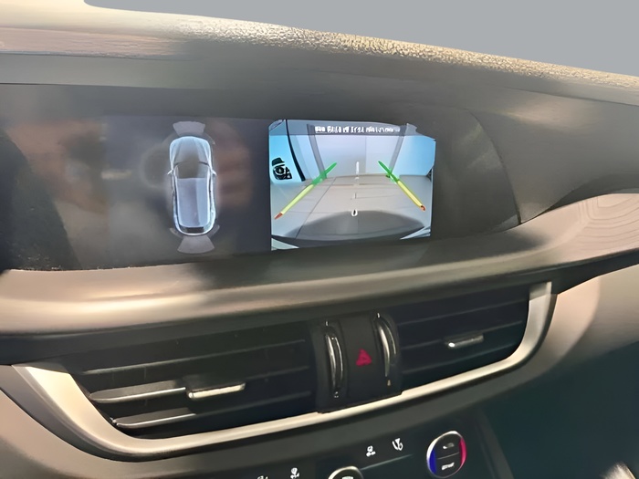 Alfa Romeo Stelvio 2.2 Diésel Sprint+ Q4 140 kW (190 CV) Vehículo usado en Sevilla Alfa Romeo Stelvio 2.2 Diésel Sprint+ Q4 140 kW (190 CV) Vehículo usado en Sevilla