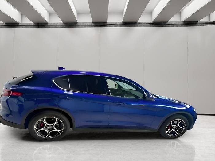 Alfa Romeo Stelvio 2.2 Diésel Sprint+ Q4 140 kW (190 CV) Vehículo usado en Sevilla Alfa Romeo Stelvio 2.2 Diésel Sprint+ Q4 140 kW (190 CV) Vehículo usado en Sevilla