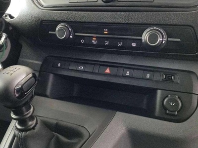 Opel Vivaro Furgon 1.5 Diesel M Standart 75 kW (102 CV) 21 Opel Vivaro Furgon 1.5 Diesel M Standart 75 kW (102 CV) 21