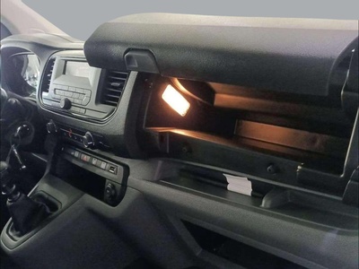 Opel Vivaro Furgon 1.5 Diesel M Standart 75 kW (102 CV) 22 Opel Vivaro Furgon 1.5 Diesel M Standart 75 kW (102 CV) 22